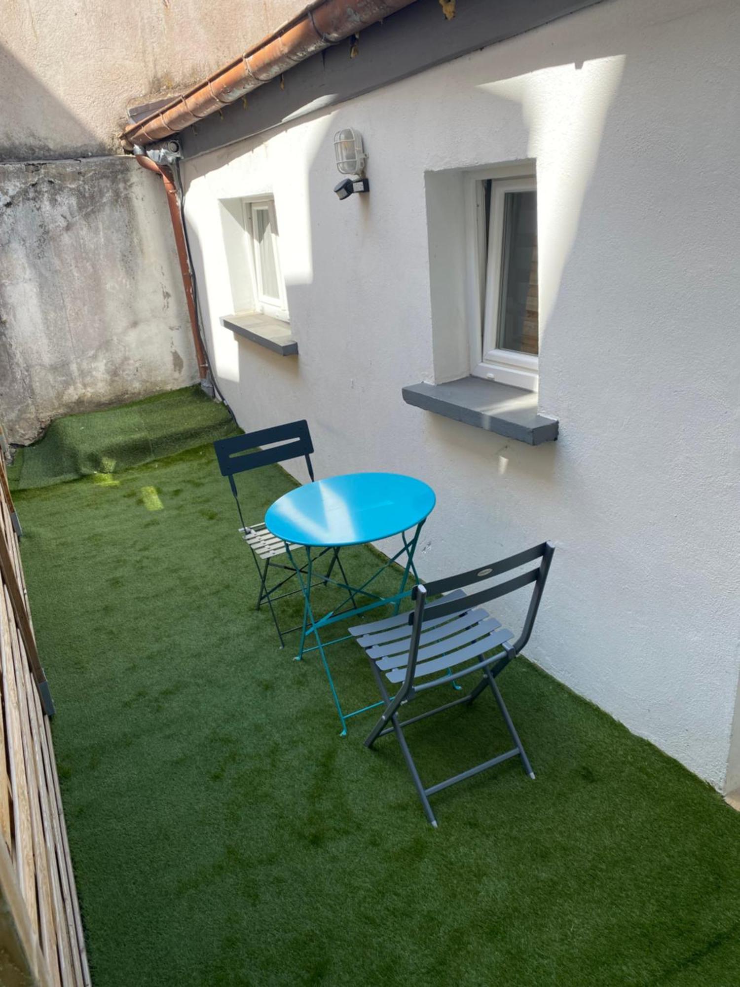 Le Patio Studio-Terrasse Montbeliard-Centre Esterno foto